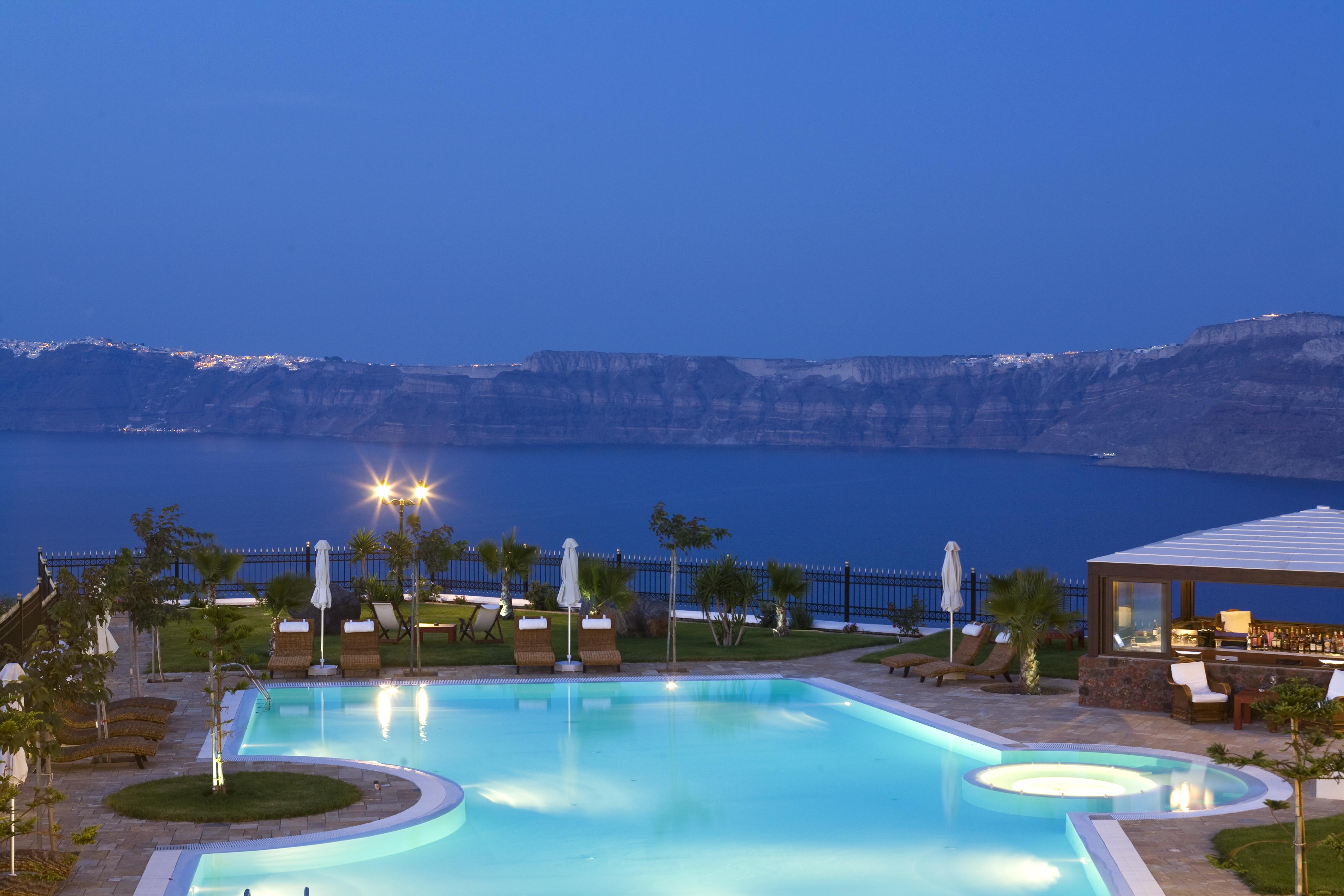 Maison Des Lys - Luxury Suites Akrotírion Esterno foto
