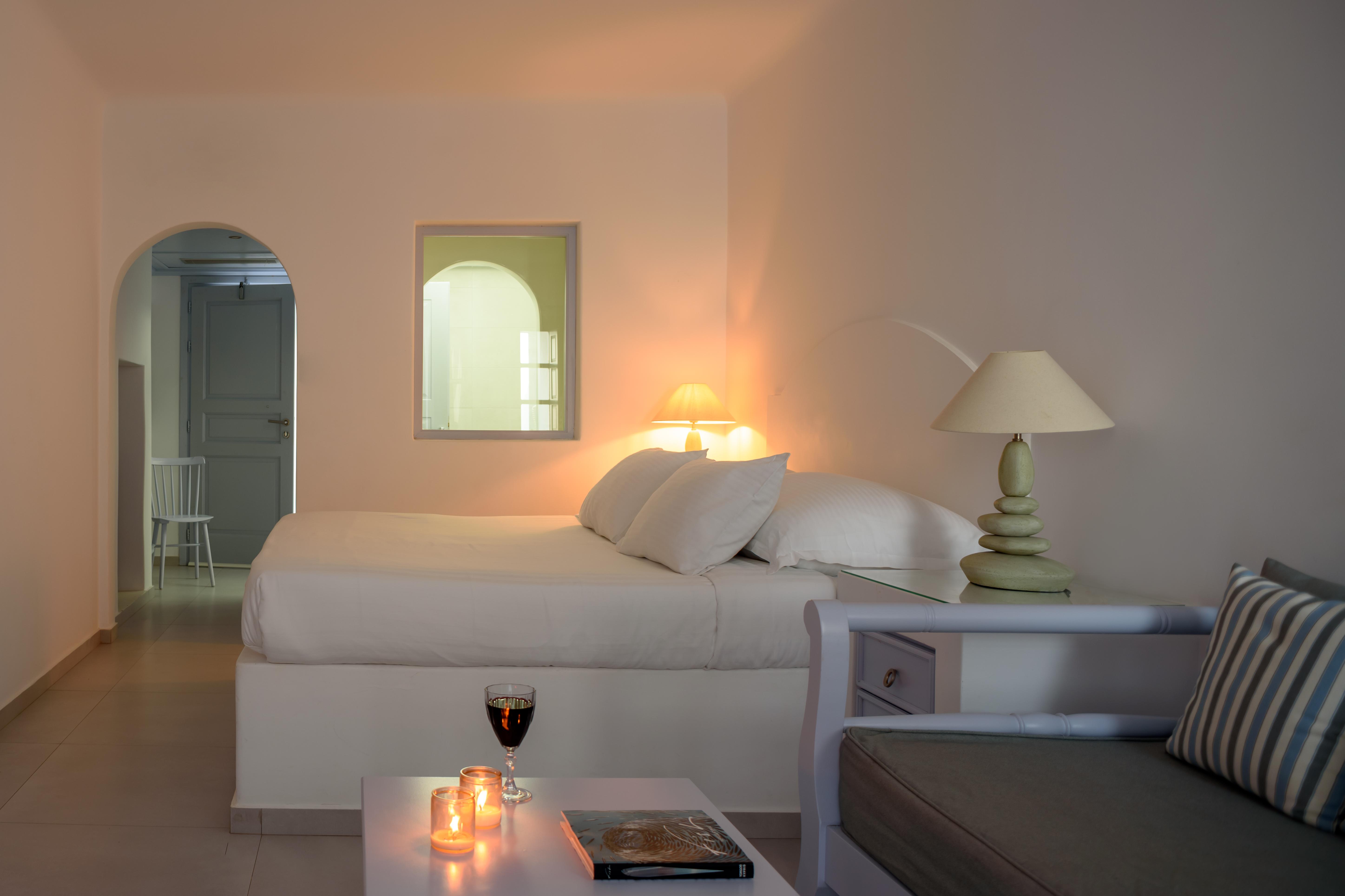Maison Des Lys - Luxury Suites Akrotírion Esterno foto