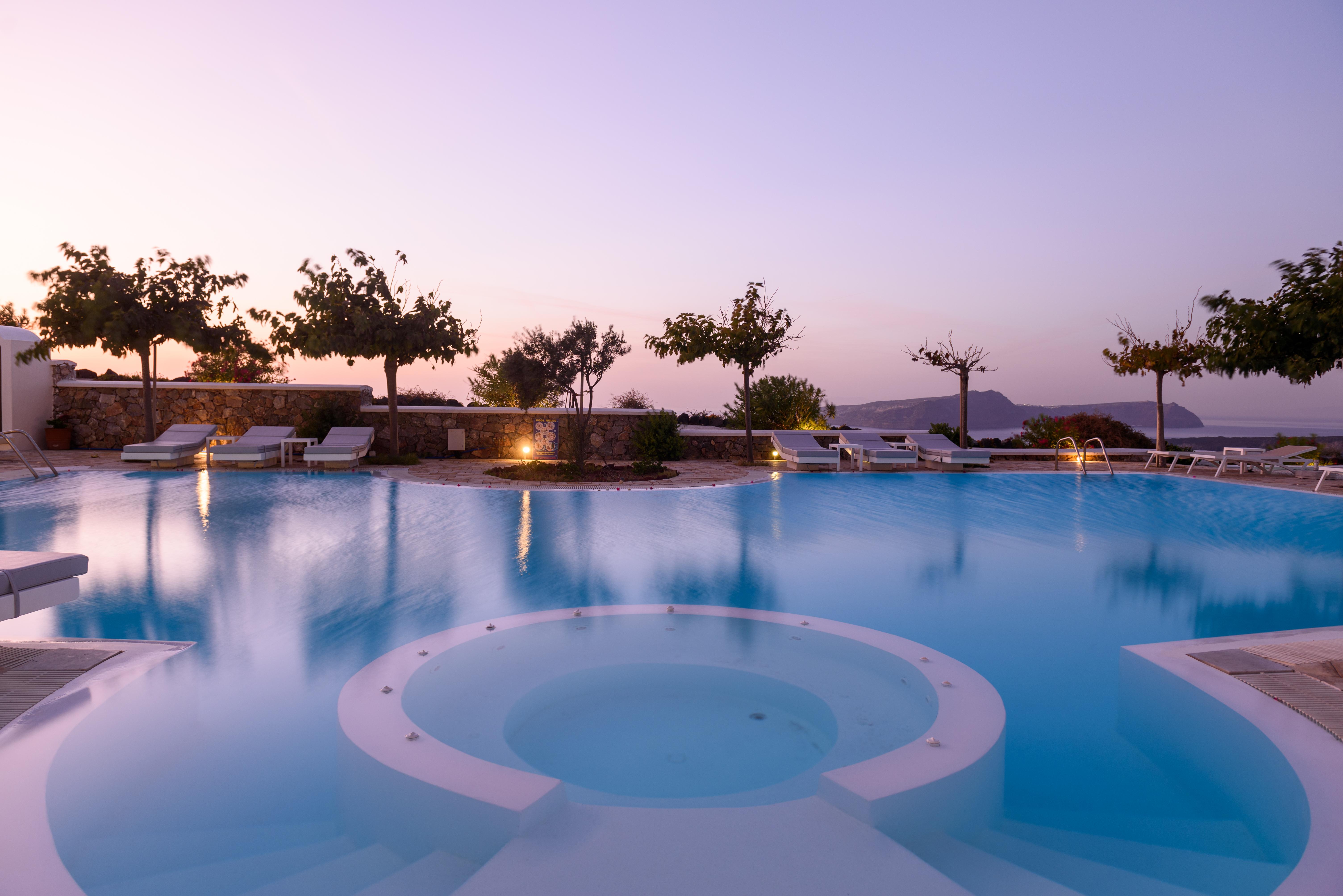 Maison Des Lys - Luxury Suites Akrotírion Esterno foto
