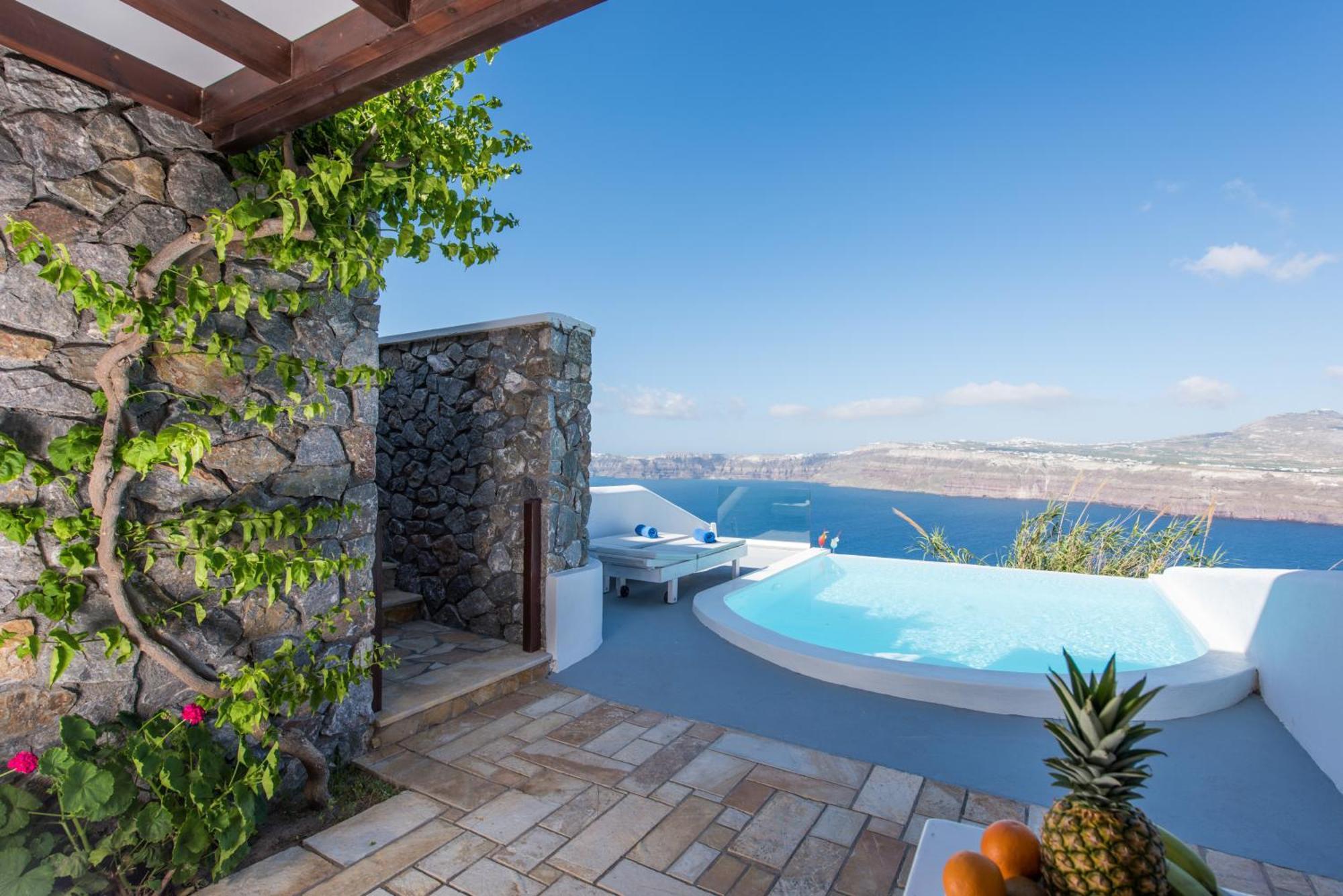Maison Des Lys - Luxury Suites Akrotírion Esterno foto